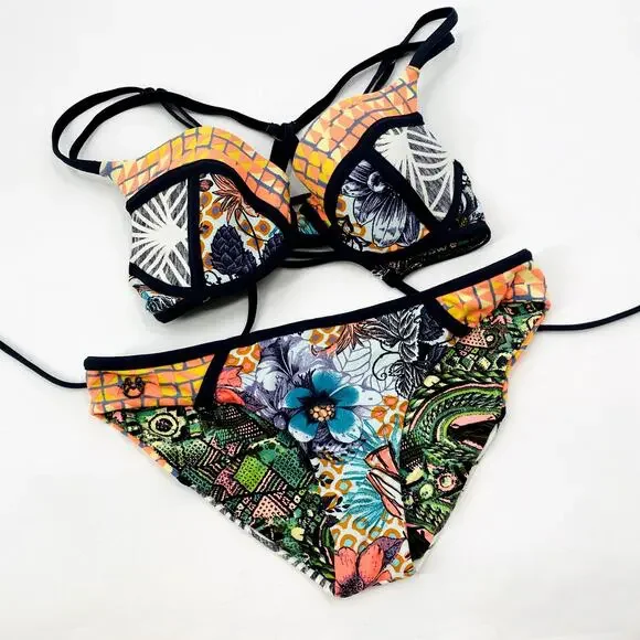 Maaji floral reversible bottoms bikini - Picture 2 of 6